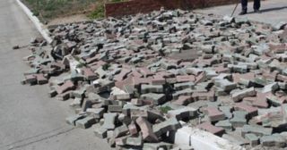 Демонтаж тротуарной плитки Невинномысск, цена от 2986 руб.